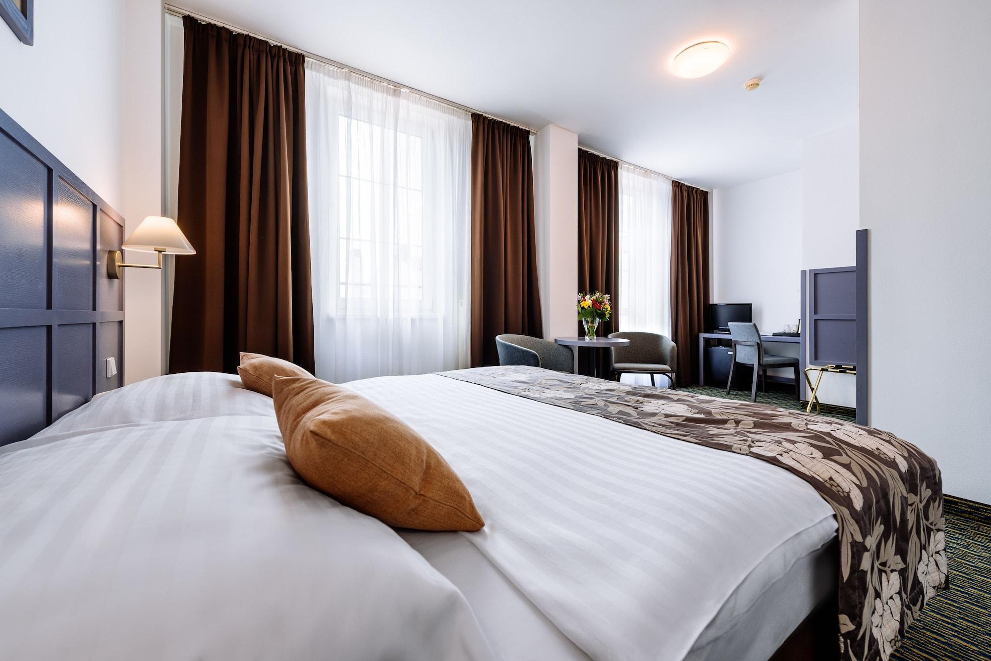 Central Hotel Prague 3* Praga